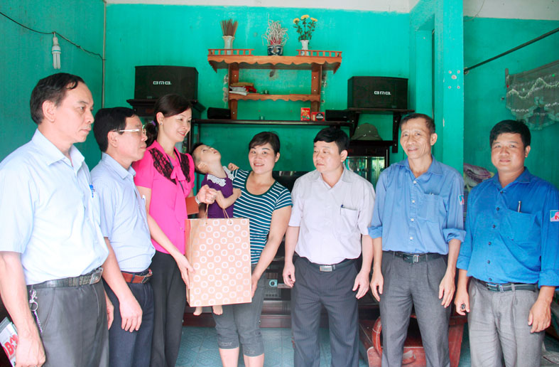 Tổ chức phát động tháng hành động vì trẻ em và ngày gia đình Việt nam năm 2016
